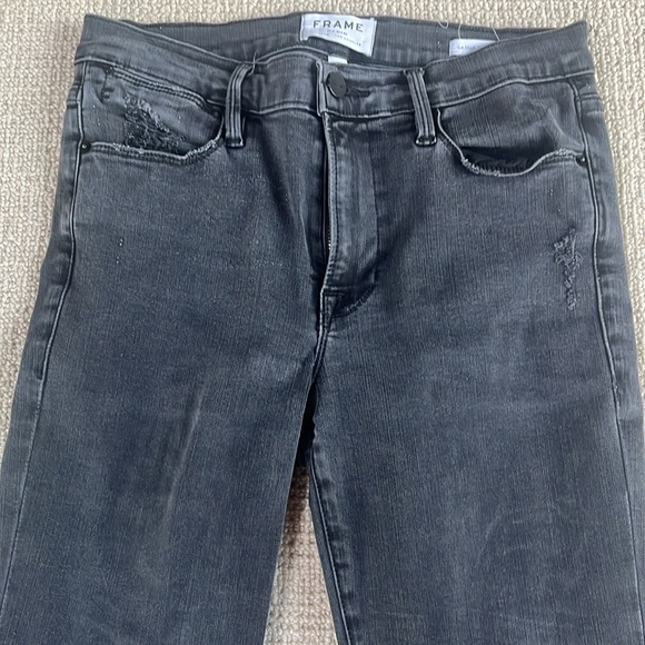 FRAME Le High Skinny Crop in Zepplin (Smokey gray color) - Picture 8 of 11